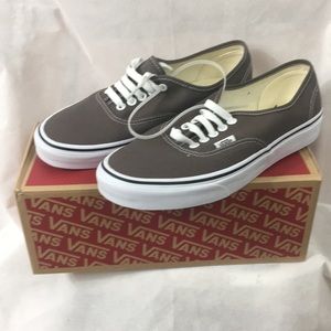 Vans Authentic men 8 or women 9.5 shoes